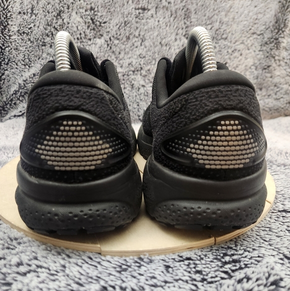 Brooks Ghost 16 Triple Black Running Shoes Sneakers Men's Size 8.5 - Picture 7 of 9